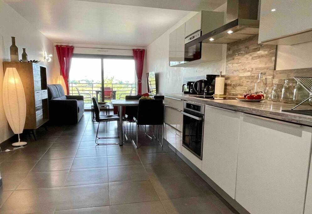 Superbe appartement, piscine, vue mer et montagnes Antibes Extérieur photo