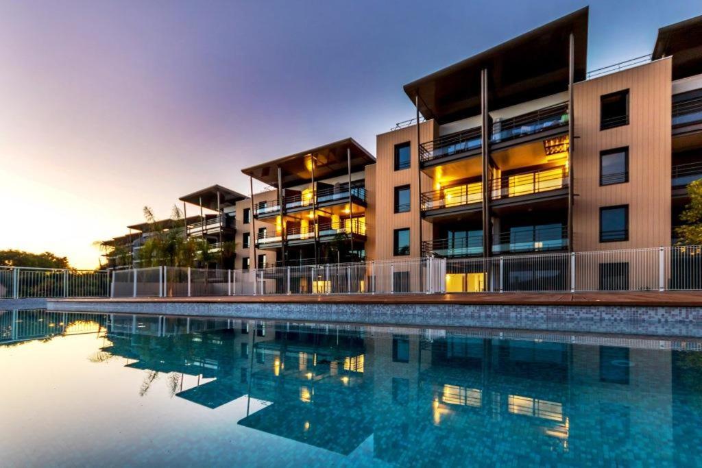 Superbe appartement, piscine, vue mer et montagnes Antibes Extérieur photo