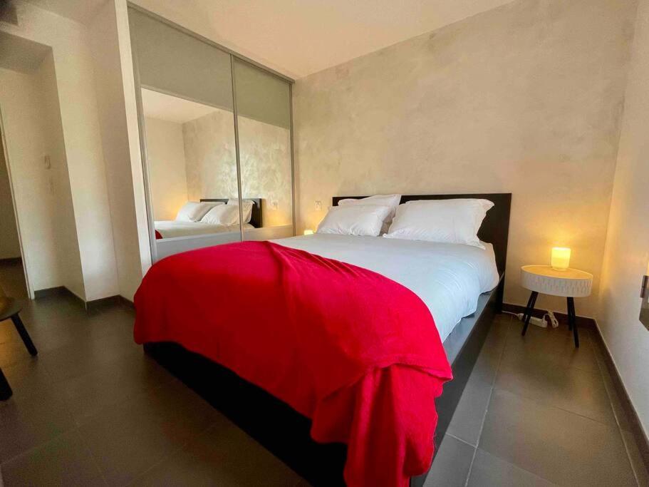 Superbe appartement, piscine, vue mer et montagnes Antibes Extérieur photo