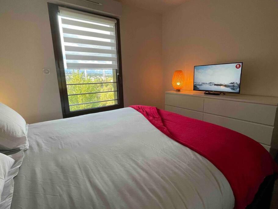 Superbe appartement, piscine, vue mer et montagnes Antibes Extérieur photo